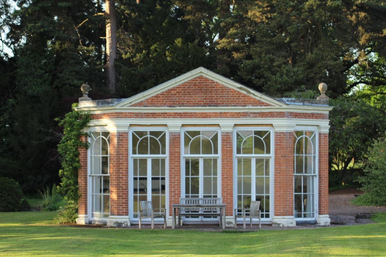 Henley Hall, ラドロー エクステリア 写真